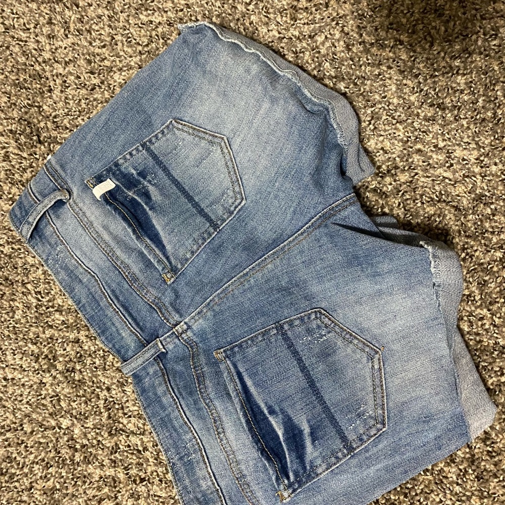 Shorts - Picture 2 of 2